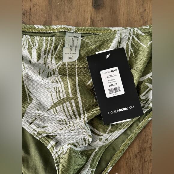 Fashion Nova Women’s Bathing Suit Burnt Orange Size XS TOP/ BOTTOM NWT - Picture 7 of 7